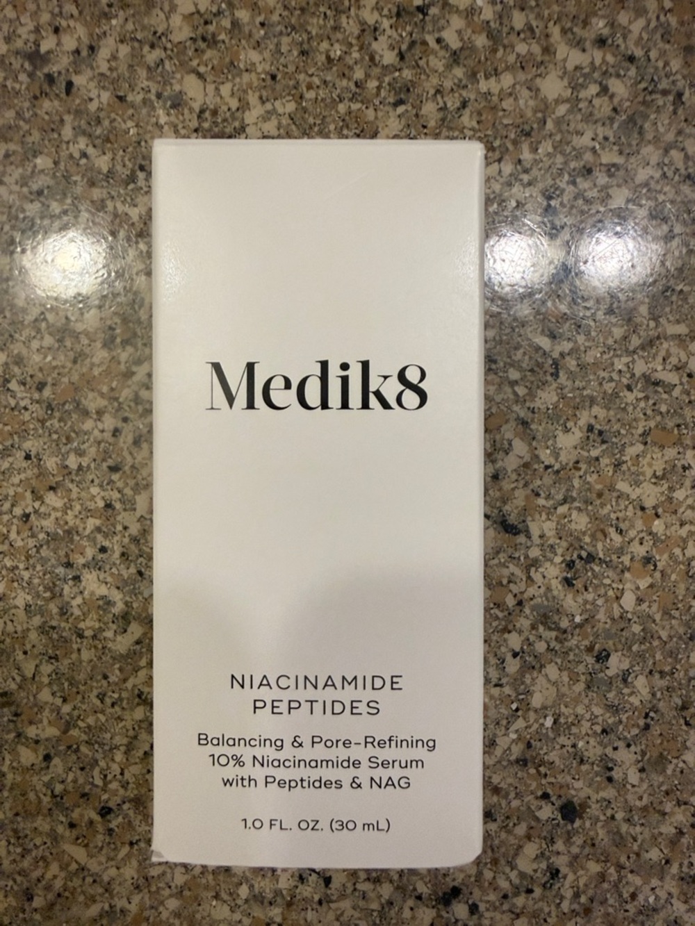 Medik8 Niacinamide Peptides 10% Balancing Serum - White